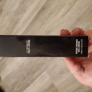 Prep + Prime Natural Radiance Primer